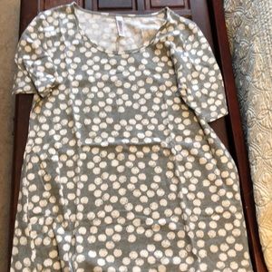 EUC LuLaRoe Perfect T